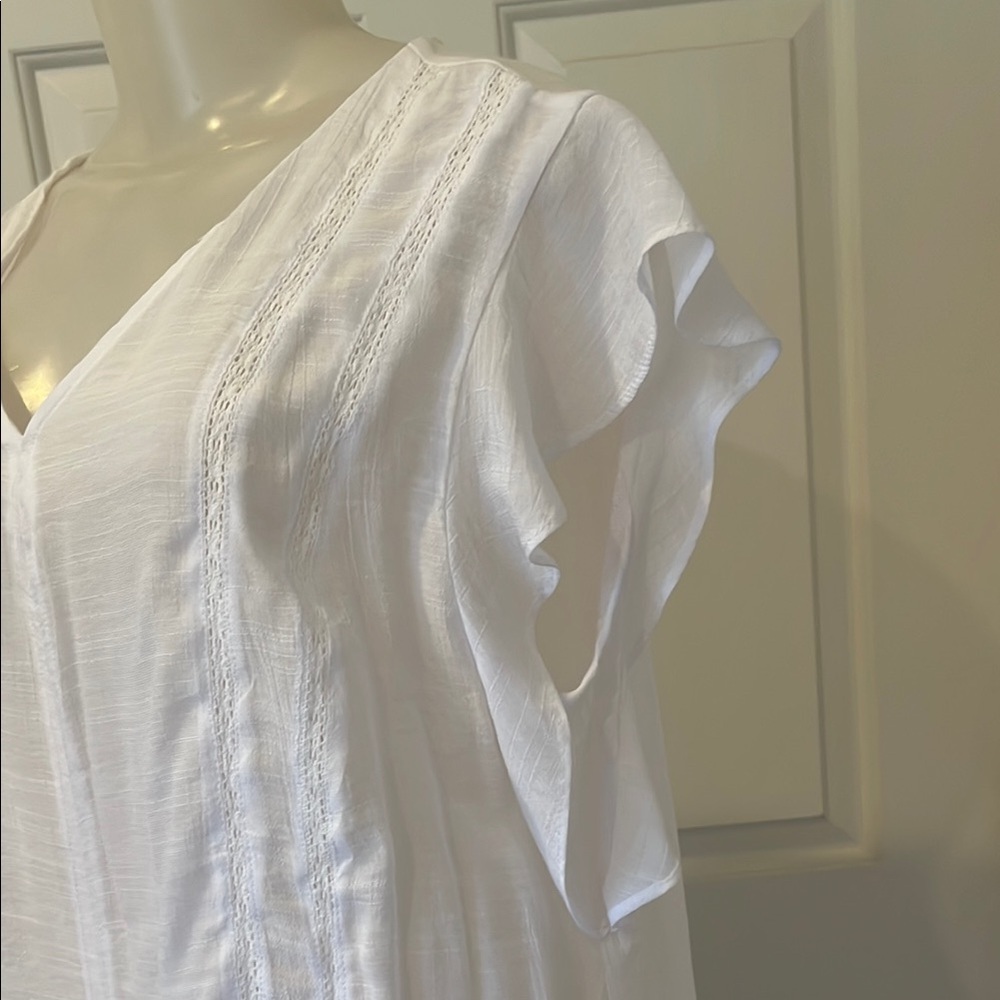 Zac & Rachel White Blouse with Elegant Design size XL - Picture 3 of 11
